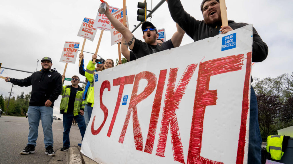 108034182 1726254300110 gettyimages 2170953422 BOEING STRIKE