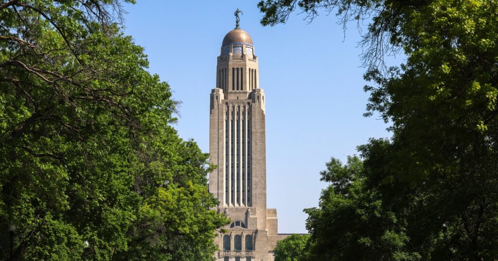 240923 Nebraska state Capitol ac 617p 830a30