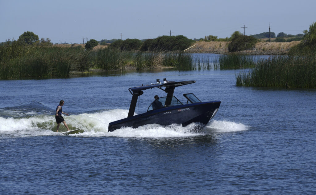 arc boats