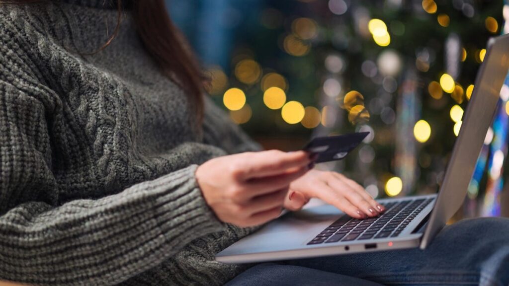 holiday online shopping gettyimages 1767592571