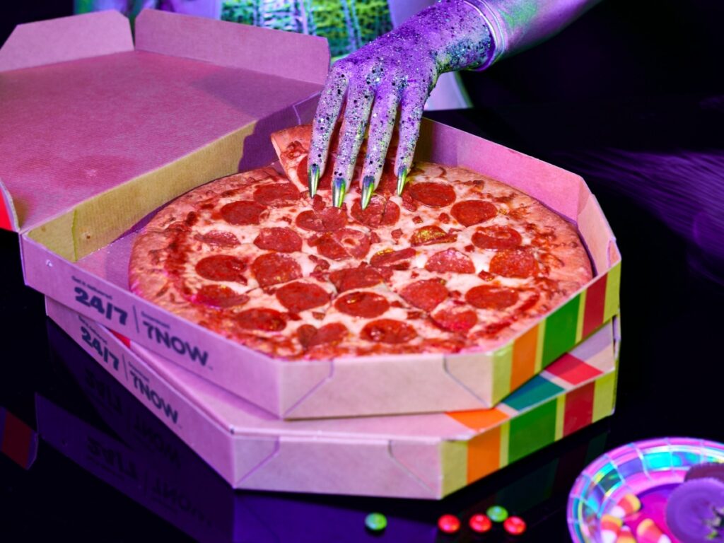 7 eleven pizza halloween 1