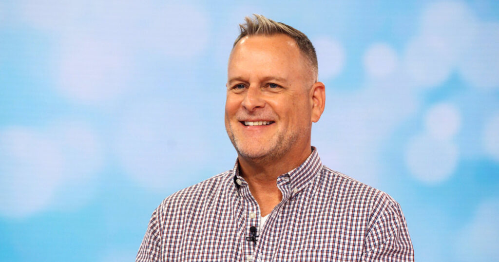 241113 Dave Coulier al 0729 a58083