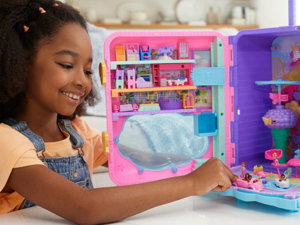 Polly Pocket Pollyville Suitcase