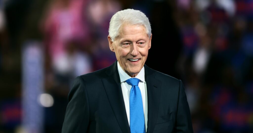 241010 bill clinton al 1009 4237f5