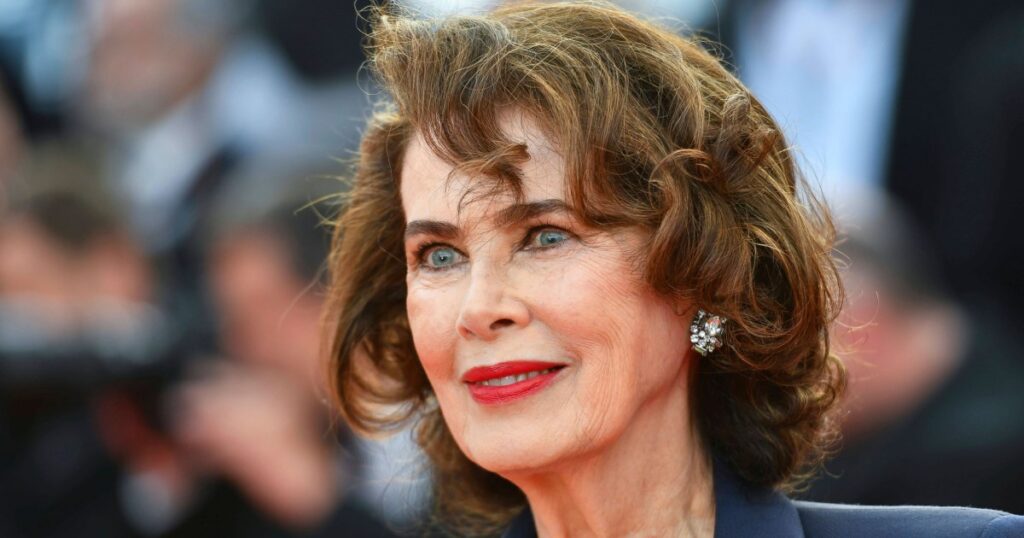 241228 Dayle Haddon al 1030 f9e81d