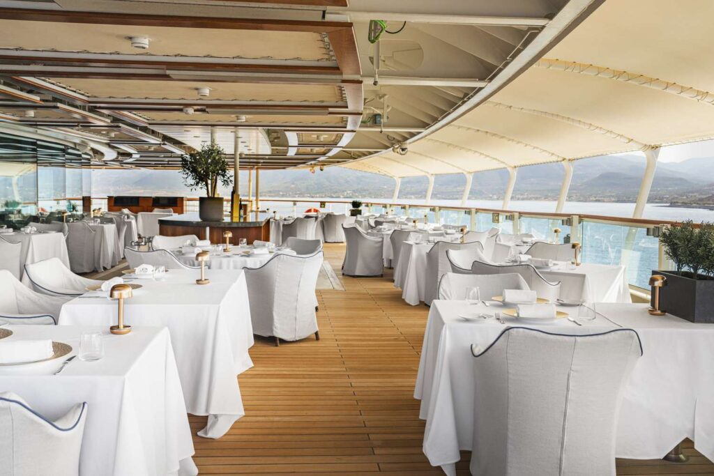 Cruise Seabourn Solis restaurant FT MAG 1224 9eeb8f1de4c44d4794560dad5ea4243c