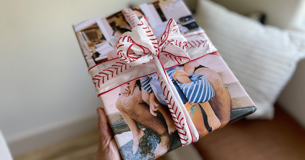 simple canvas prints gift wrapped