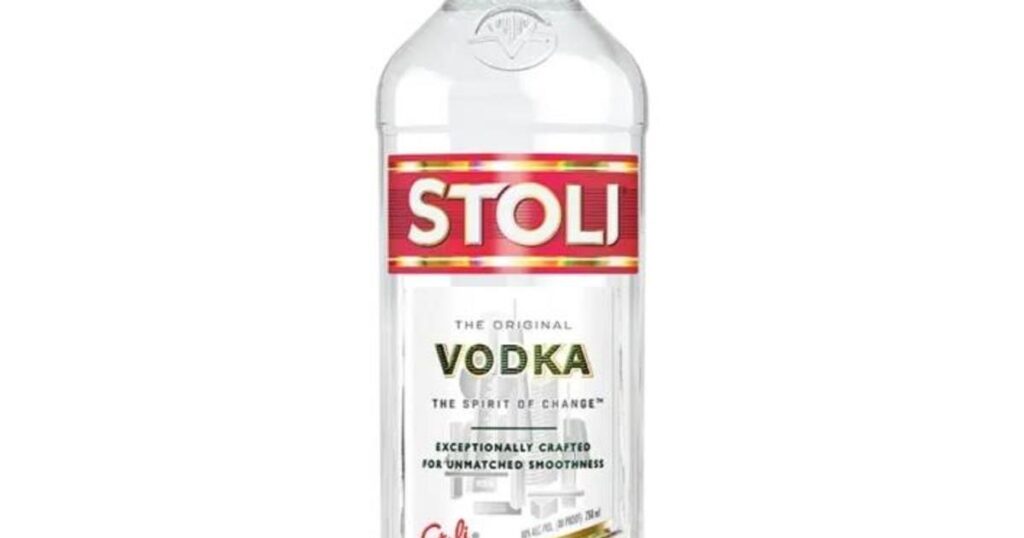 stoli 750ml original us 72dpi 708x1000 copy