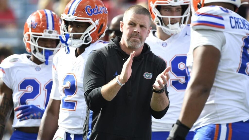 usatsi 24655641 billy napier gators coach pregame 2024 1400