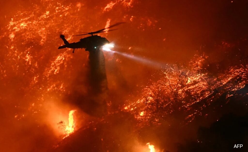 0qolek8g california wildfire afp 625x300 12 January 25