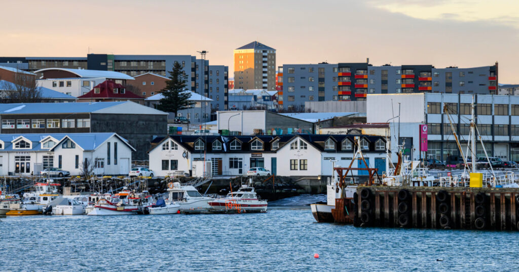 250120 reykjavik skyline mn 1535 2b8b3f