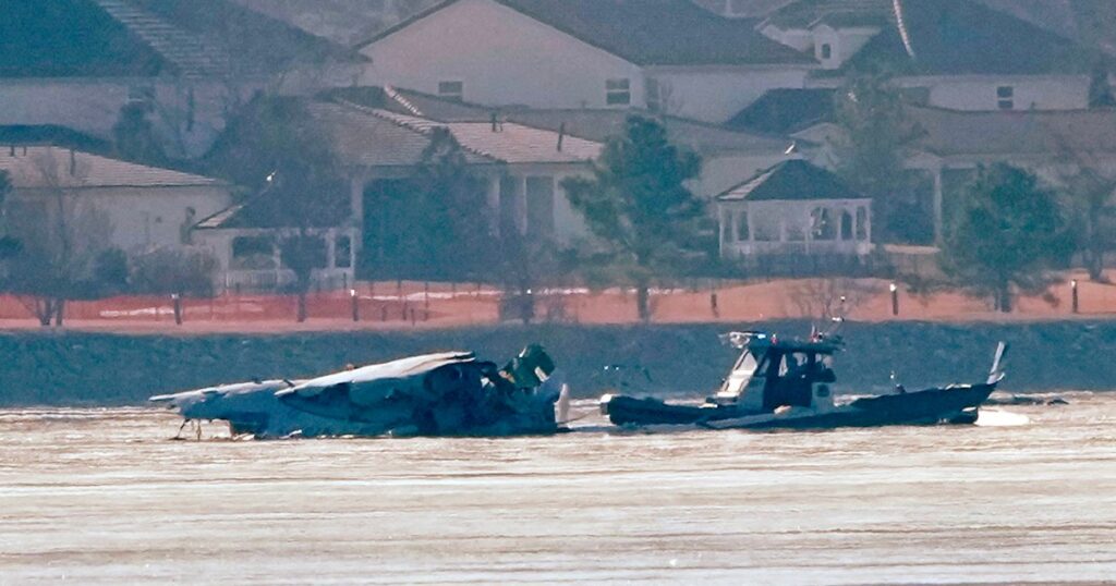 250130 american airlines crash mn 1250 ee4ba1