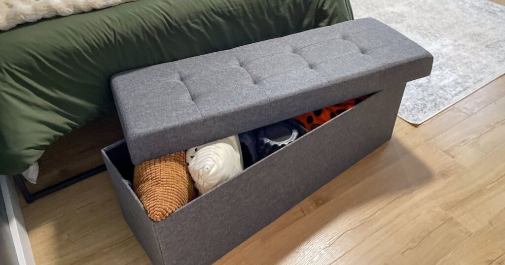 Ornavo Storage Ottoman 1