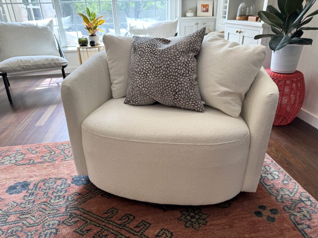 dreaw swivel chair