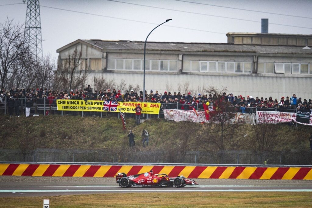 lewis hamilton ferrari 3