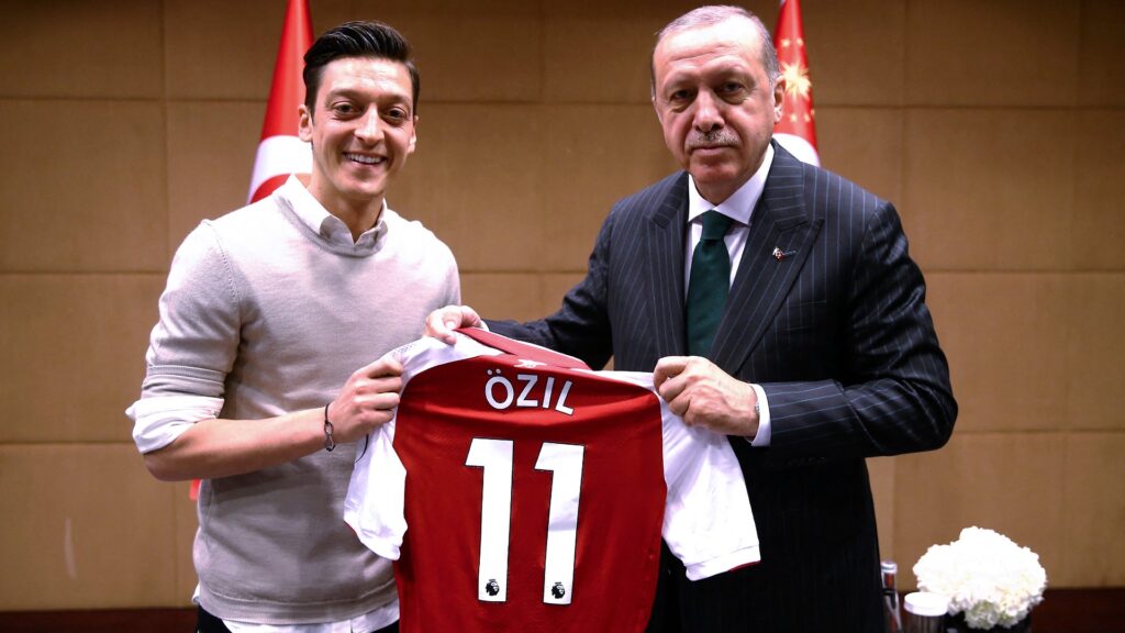 mesut ozil erdogan 2018 london afp